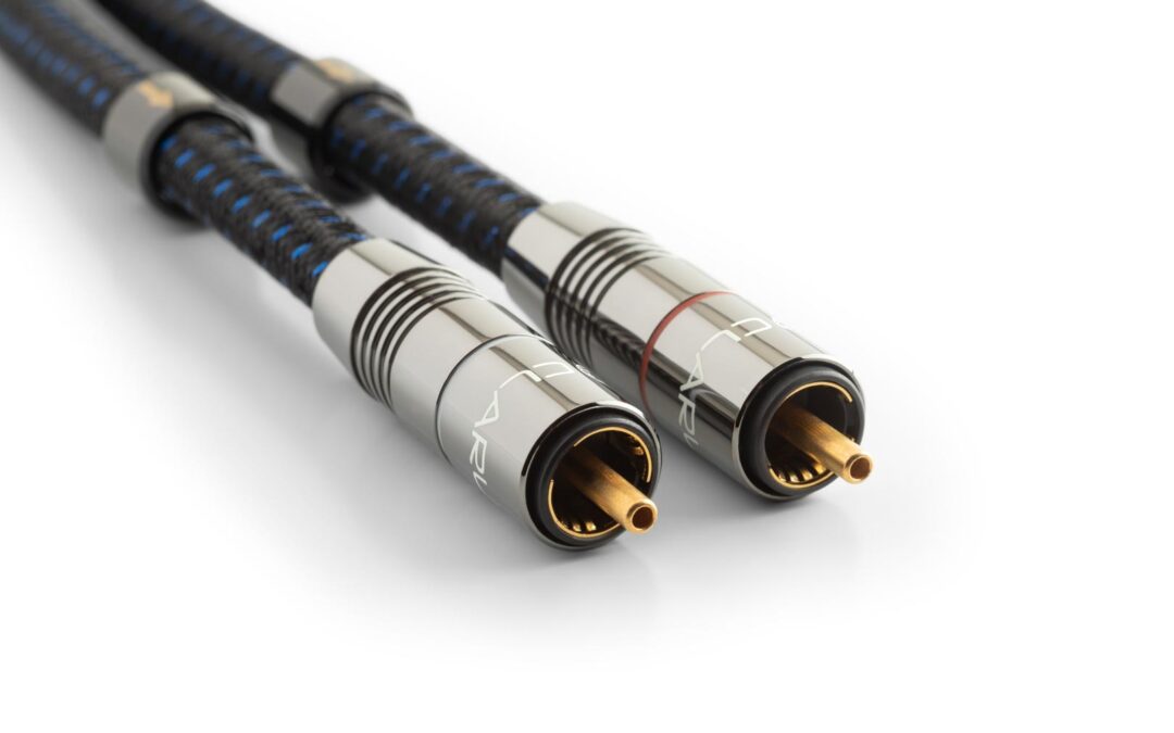 JFF Diffusion distributes Clarus cables in France