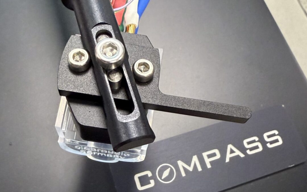 Clearaudio presents a new Compass turntable