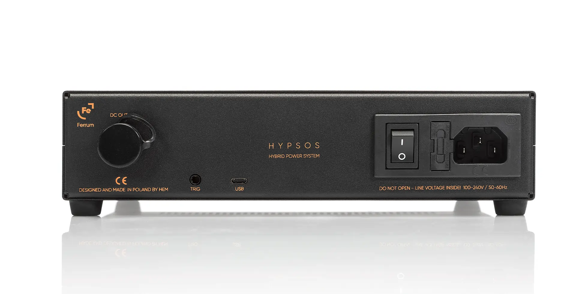 ferrum wandla goldensound edition hifi power supply, rear view of the chassis