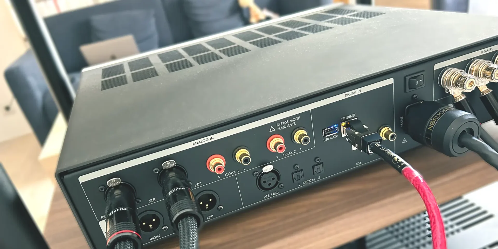 B.audio alpha one hifi DAC rear view of the chassis in use