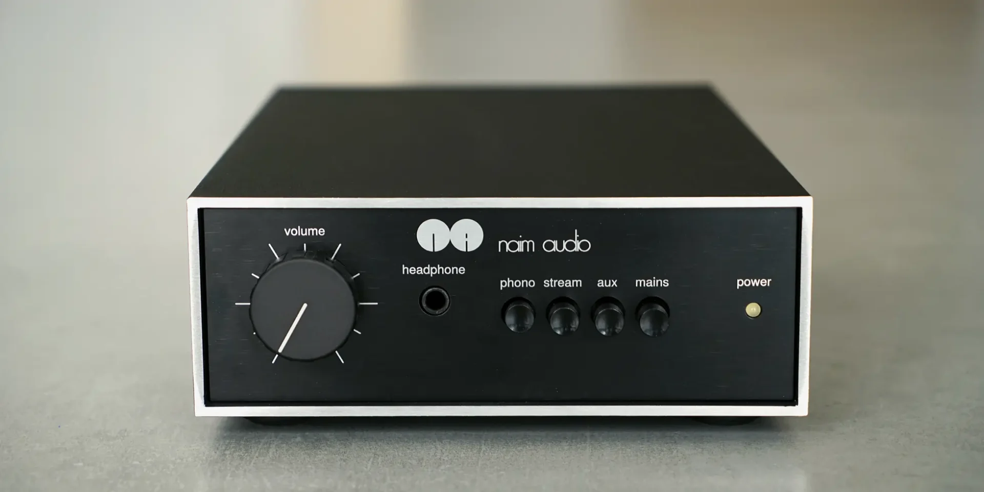NAIM NAIT 50 Integrated Hifi Amplifier view from front