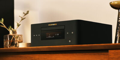 Low - Marantz - MCR 60n Black - Lifestyle 5